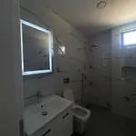 Besnik Apartman *