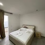 شقة Besnik *