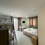 Besnik Apartman *