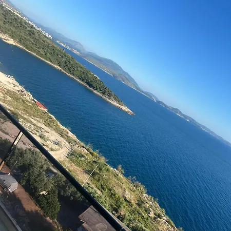 Apartament Besnik