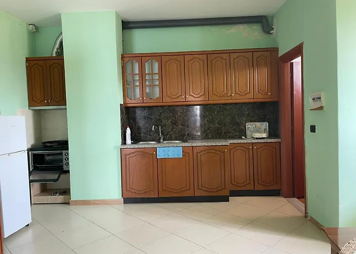 Besnik Appartement *